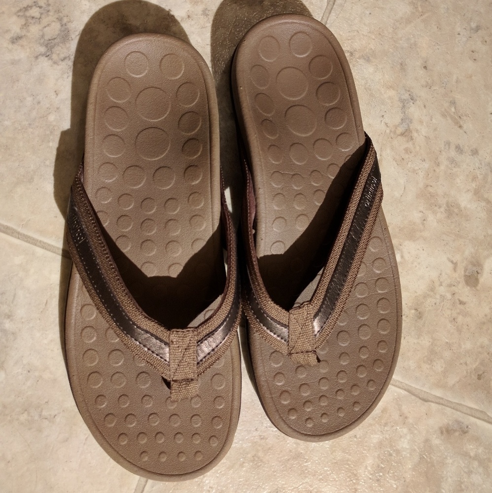 Brown orthaheel flip flop size 39